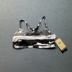 Nike Adventure 'Black' Women's Sports Bra Sz M Brand New